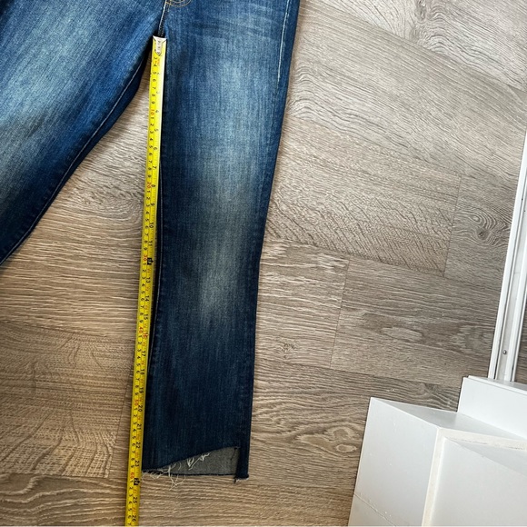 LIKE NEW! Mother Insider Crop Step Fray - Not Rough Enough - Picture 14 of 16